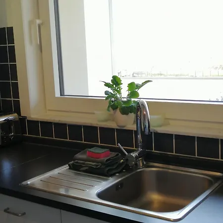 Zee En Apartment