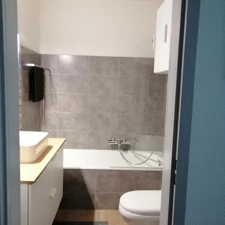 Zee En Apartamento De Panne